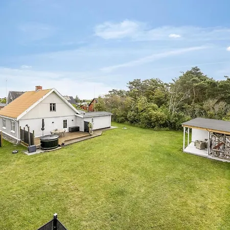 Holiday home Nanja - 250m From The Sea By Interhome Laeso